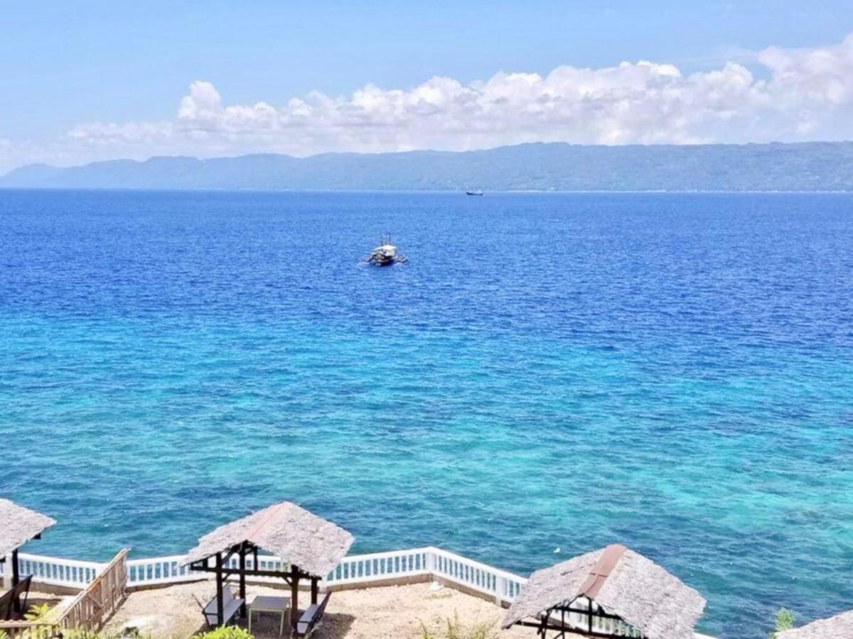 1888 Beach Resort Dumaguete City Buitenkant foto