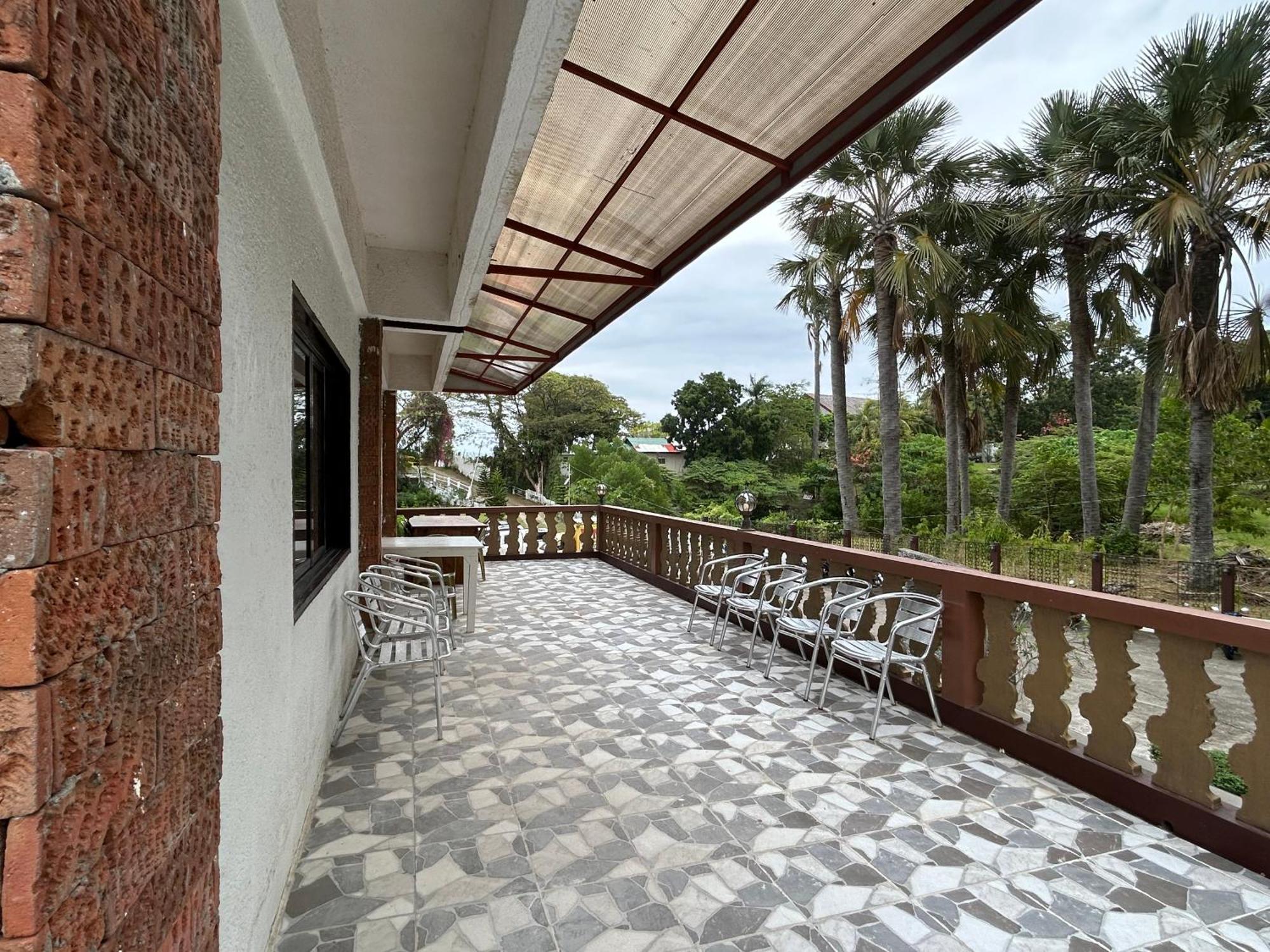 1888 Beach Resort Dumaguete City Buitenkant foto