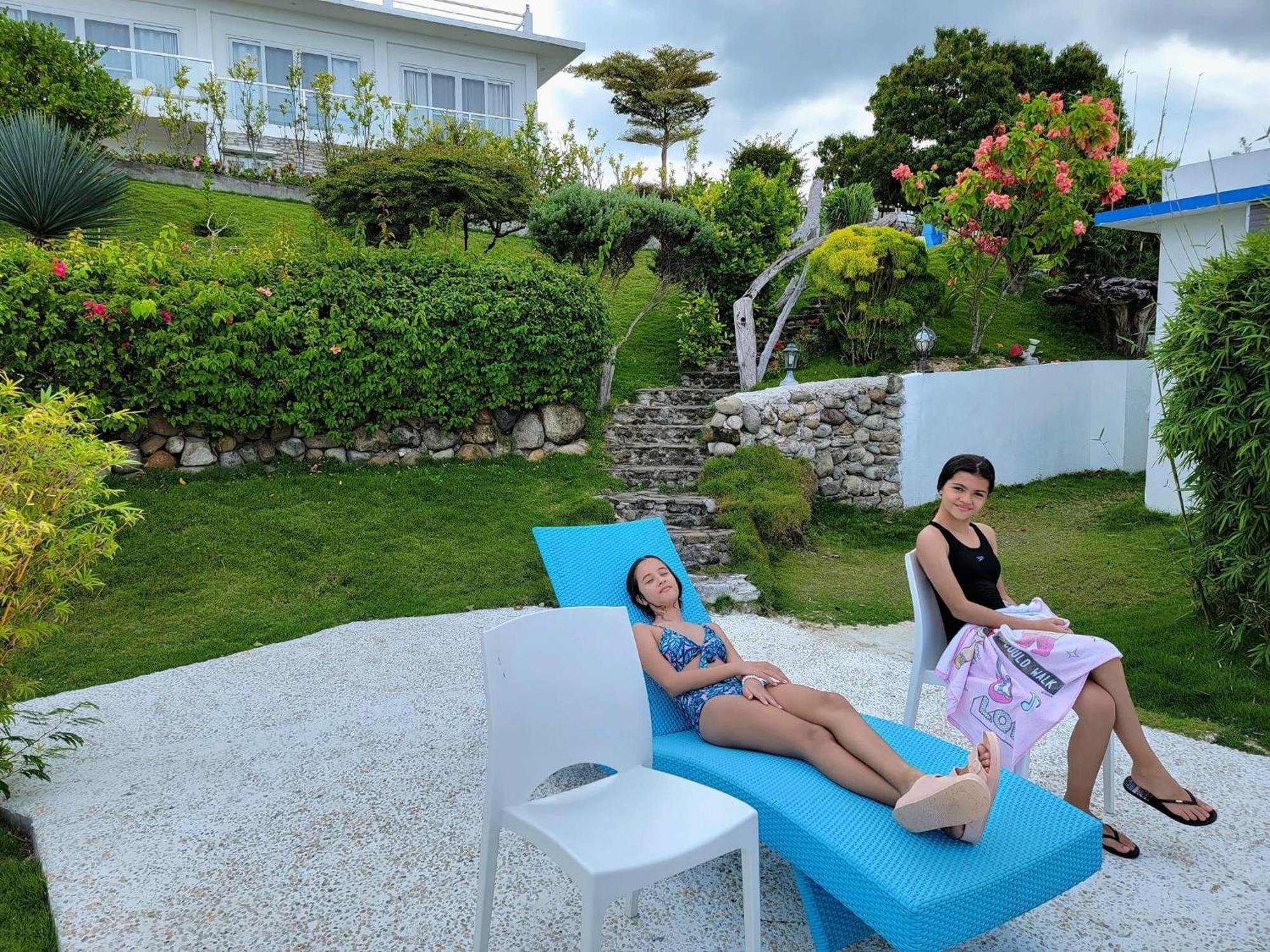 1888 Beach Resort Dumaguete City Buitenkant foto
