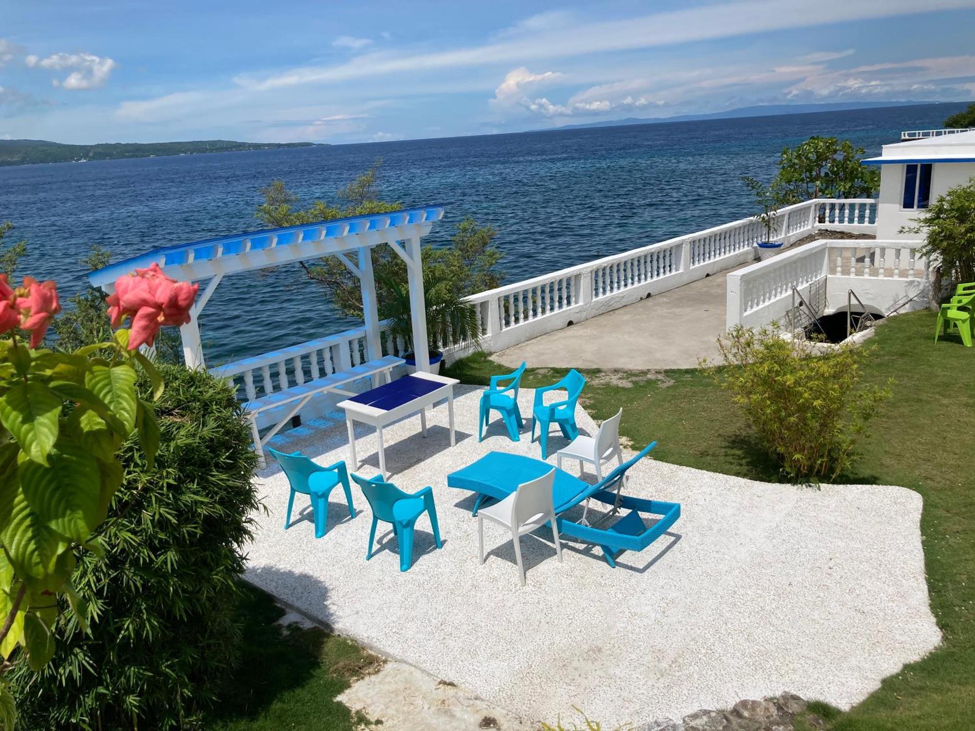 1888 Beach Resort Dumaguete City Buitenkant foto