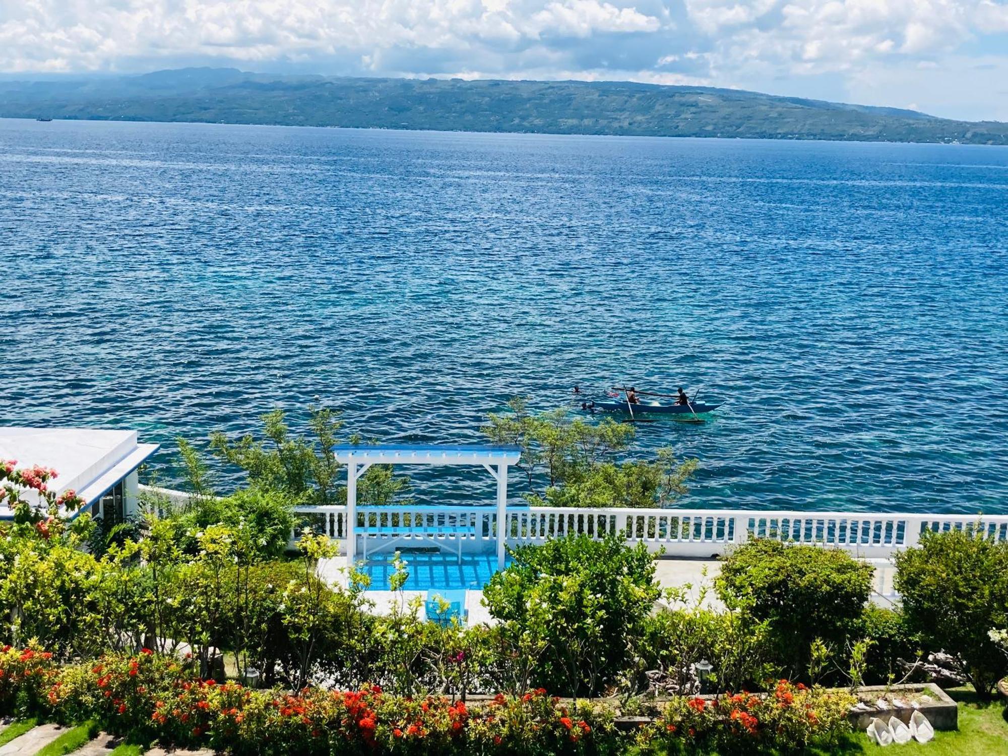1888 Beach Resort Dumaguete City Buitenkant foto